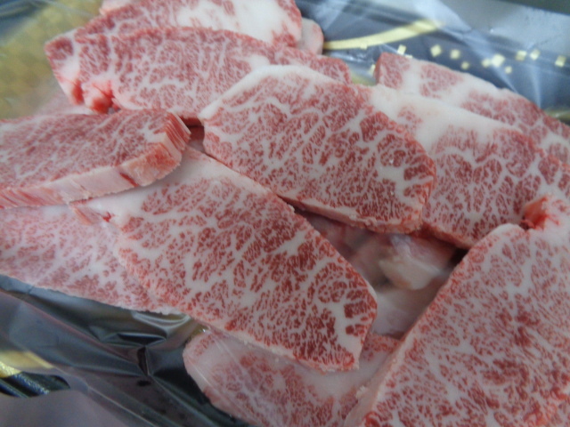 ふらの和牛A５牝　超特友バラのとろカルビ　３ｋｇ　（88）_画像7