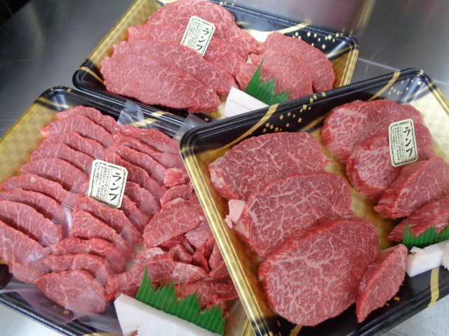 近江牛A５牝　超特ラン、いちぼ（焼肉＆ミニステ）　２ｋｇ　（19）_画像2