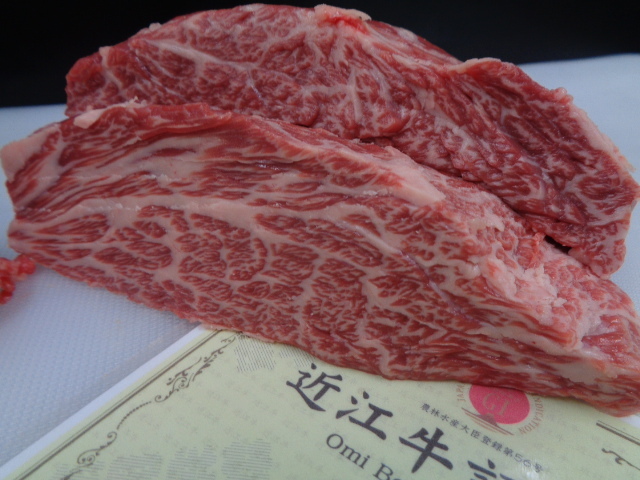 近江牛A５牝　超特カイノミ芯（スキンレス）　２，０ｋｇ　_画像3