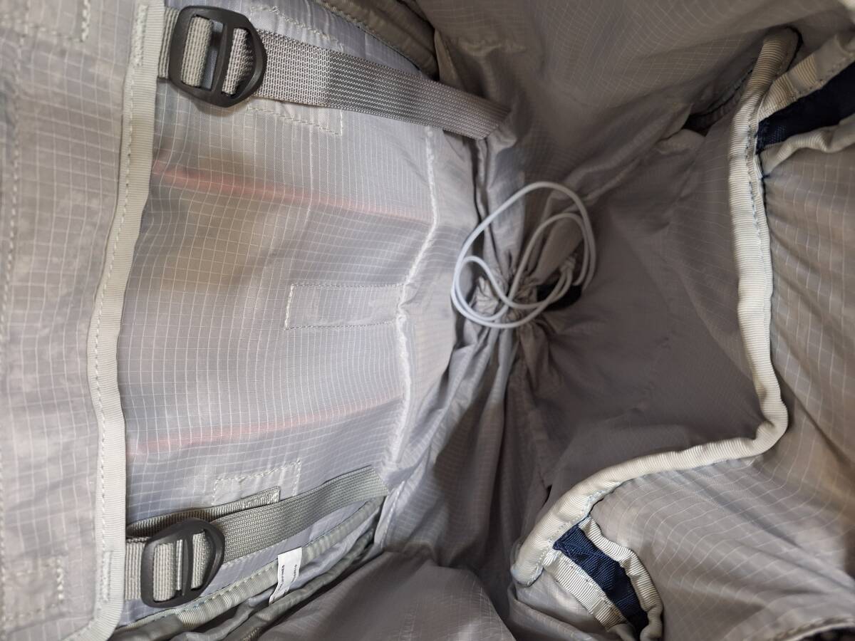 中古品 モンベル mont-bell フォトウォーカーパック 35_画像4