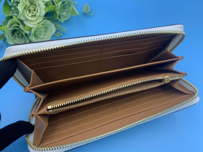 コーチ COACH 長財布 財布 レディース ホワイト 白 贈り物 シグネチャー ロング ジップ ファッション ブランド 大容量 新品 C4452 A061_画像9