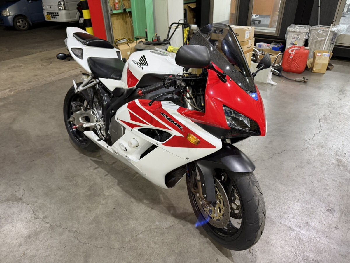 格安　SC57　CBR1000RR　セル始動　38300km　平成16年　国内モデル　_画像2