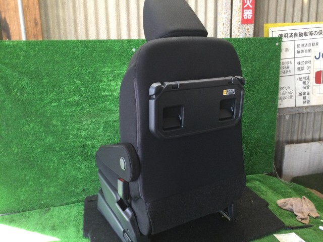 ルーミー 4BA-M900A ドライバーシート カスタムG-T W24_画像9