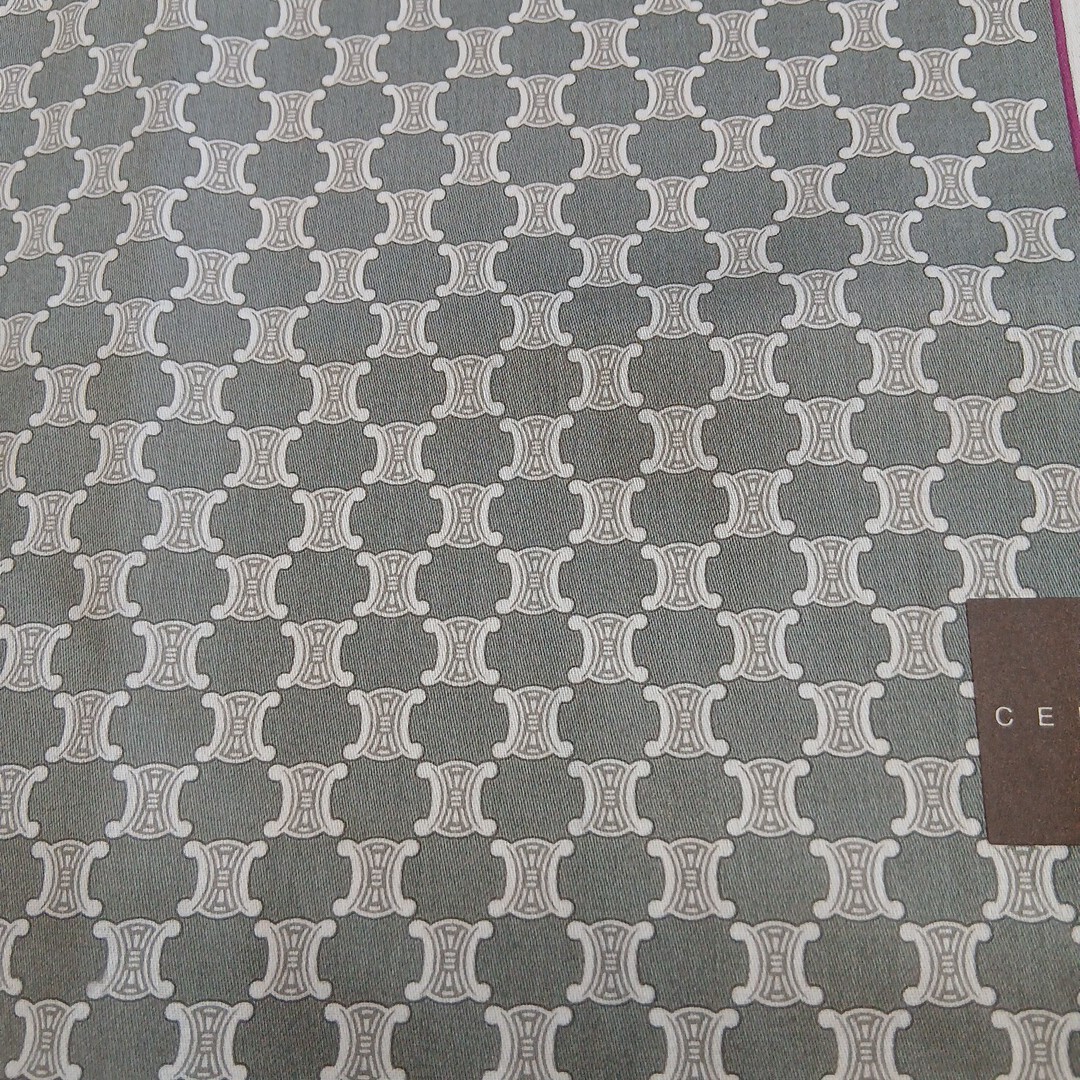 CELINE セリーヌ 大判ハンカチ マカダム総柄 綿100_画像3