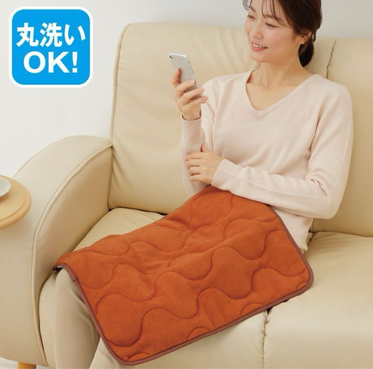 新品 ◇ ホットクッション 暖暖あったか どこでもパッド 電気不要 丸洗い可 アルミ more hot 足元 座布団_画像3