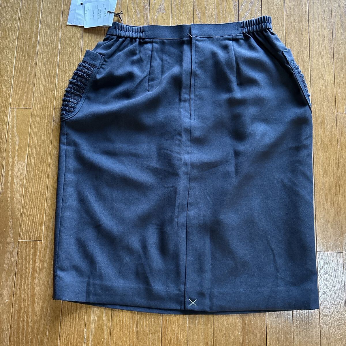 未使用タグ付き　ADONETTI 膝丈タイトスカート Ｗ74〜79cm ブラック　日本製_画像6