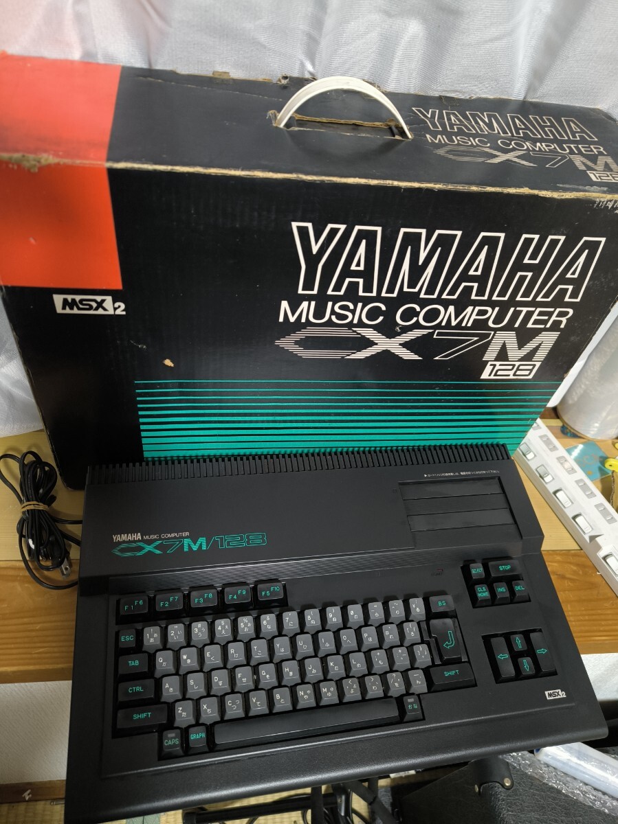YAMAHA MSX CX7M 128 music computer_画像1