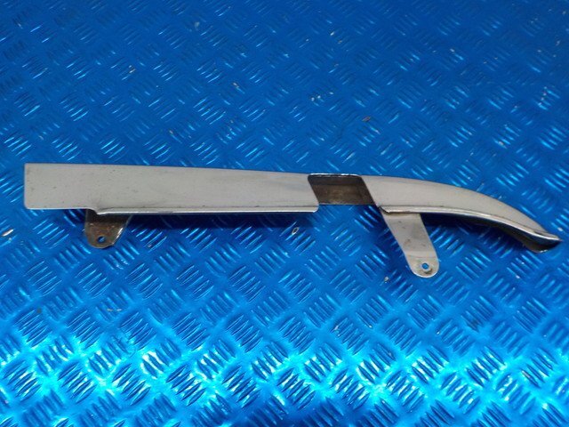 KN●○ヤマハ　XJ400スペシャル　純正チェーンカバー　7-11/19（こ）_画像2