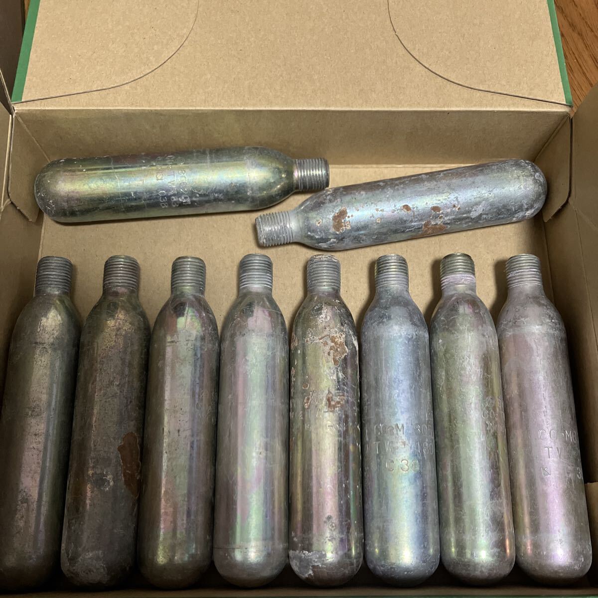 CO2ボンベ　38g １0本_画像1