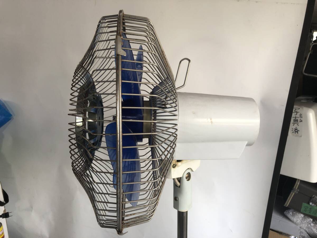 Showa Retro вентилятор Toshiba H-30PB 1971 год производства ( Showa 46 год производства ) высота 87cm перо диаметр 30cm электризация рабочее состояние подтверждено