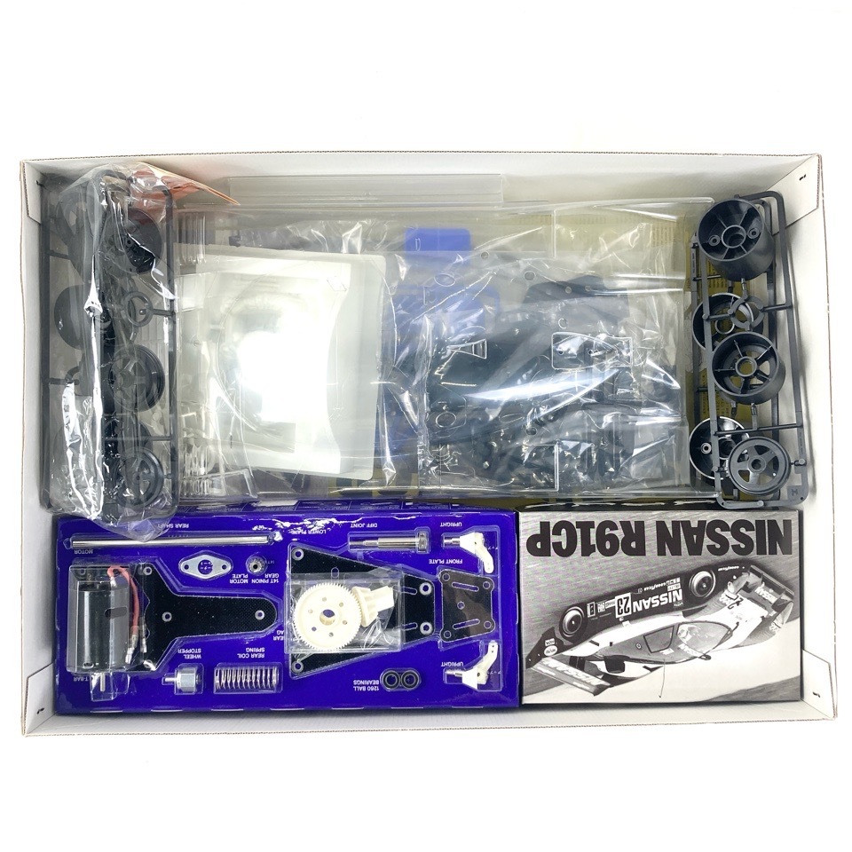 現状品 TAMIYA タミヤ 1/10 NISSAN R91CP 92デイトナ優勝車 電動RCオンロードカー 組み立てキット ラジコン 箱付 おもちゃ・玩具 4198100_画像2