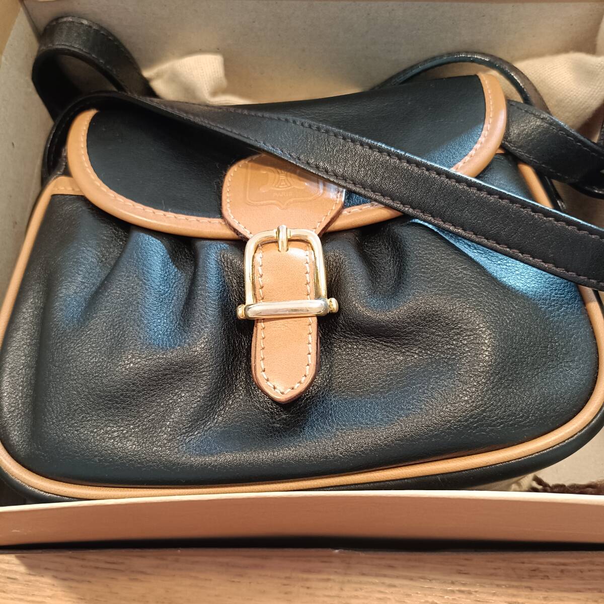 セリーヌ　バッグ　レザー　ショルダー　付属品あり　1円_画像2