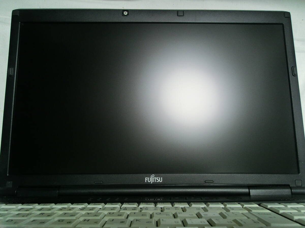 【ジャンク】FUJITSU LIFEBOOK E741/C FMVNE4N1E(液晶不調)/Intel Core i5-2520M/メモリ4GB/ストレージ無/管:NPC2510-969_画像5