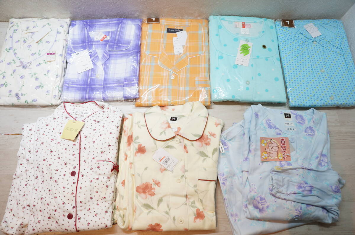 【J1-2.O】大量！8点セット！レディース パジャマ まとめ売り Lサイズ 他 色々おまとめセット 未使用保管品 女性 婦人 ナイトウエア_画像1