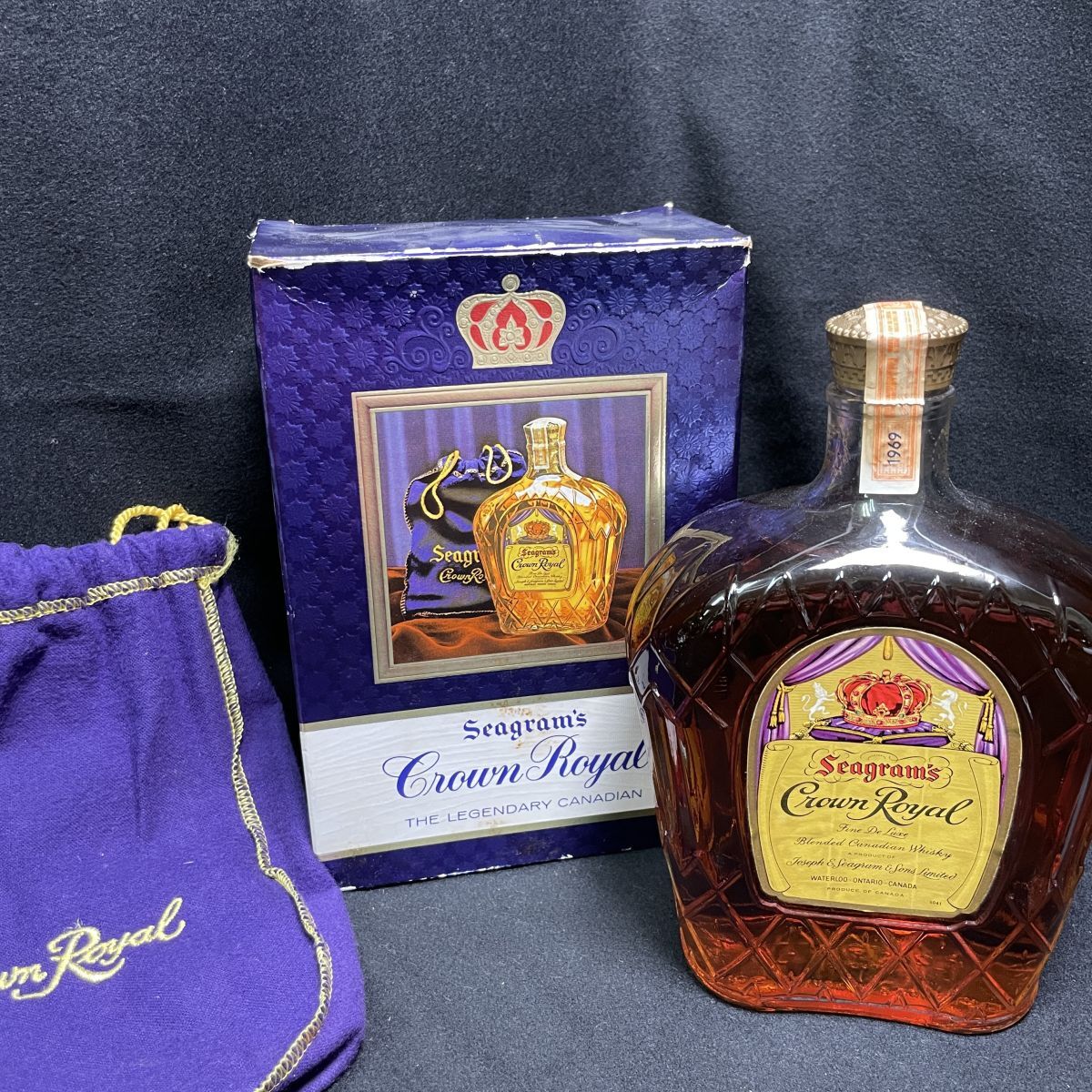 6r15 [*1000 иен ~] не . штекер CROWN ROYAL 1969 750ml 40% сумка есть Crown royal напиток старый sake регулировка товар алкоголь виски Canadian 