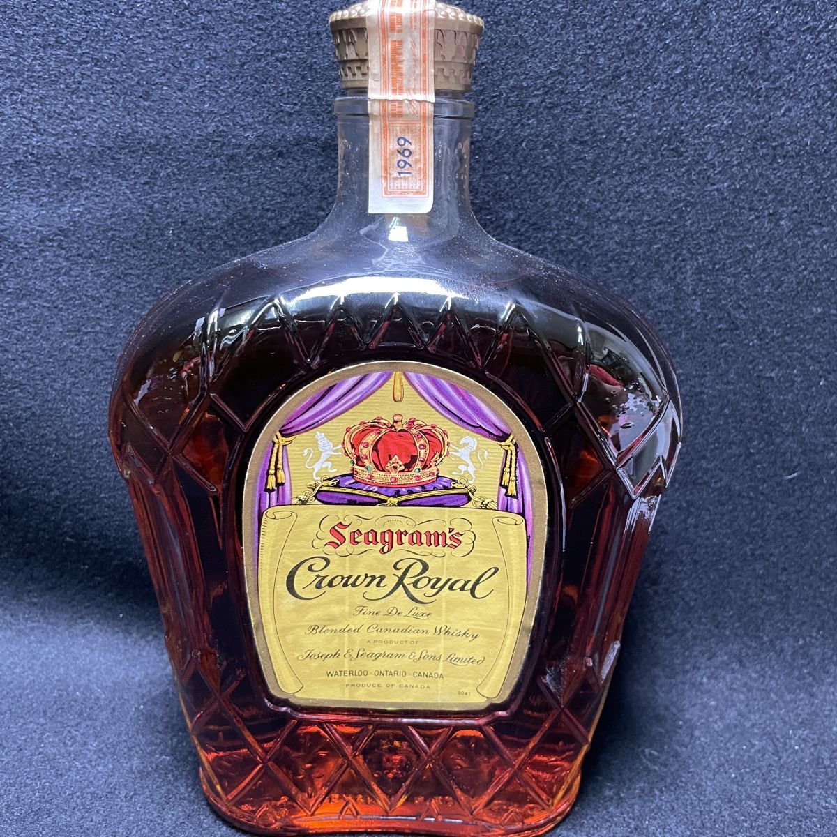6r15 [*1000 иен ~] не . штекер CROWN ROYAL 1969 750ml 40% сумка есть Crown royal напиток старый sake регулировка товар алкоголь виски Canadian 