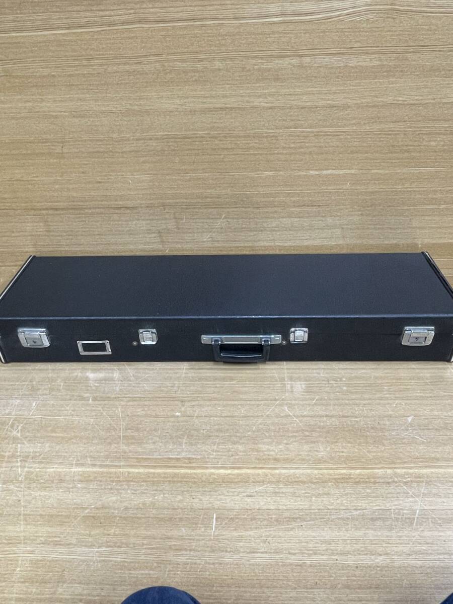 17w35【★1000円~】津軽三味線 弦楽器 丸打胴 ケース付き 趣味 カルチャー 和楽器 本体 民謡 長唄 伝統音楽 MADE IN JAPAN 日本_画像10