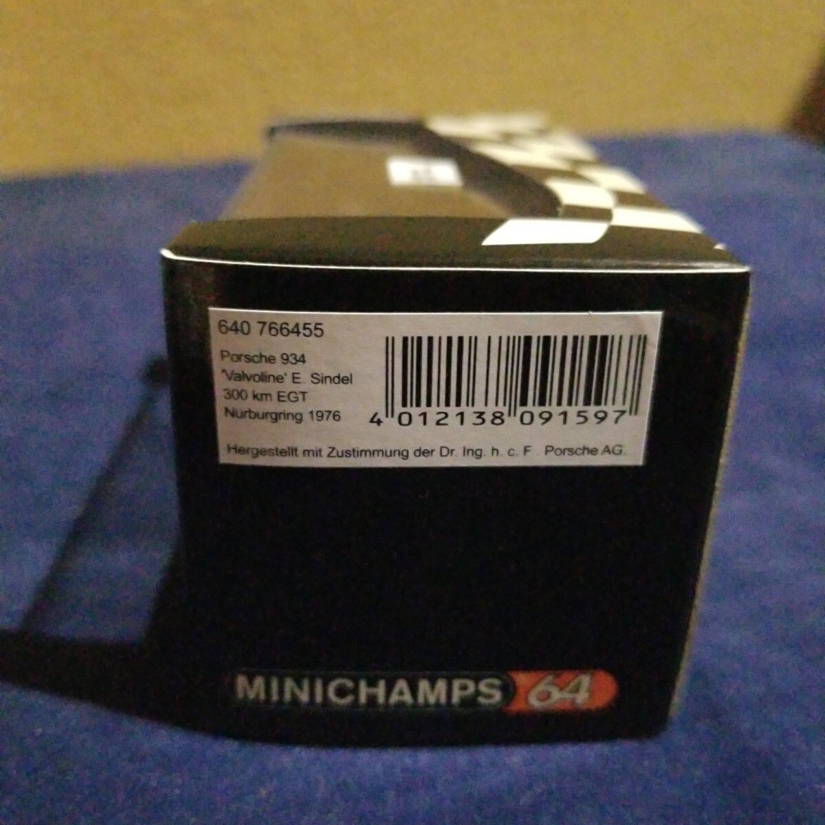 MINICHAMPS 1/64 ポルシェ 934 (55GT)_画像5