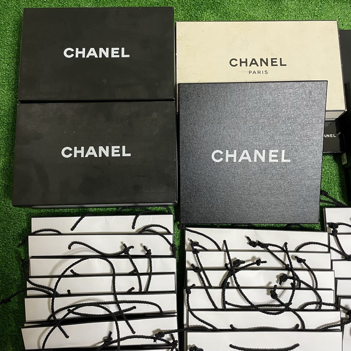 10/28 2 CHANEL シャネル 40点以上 大量 まとめ 美品 空箱 紙袋 限定品_画像2