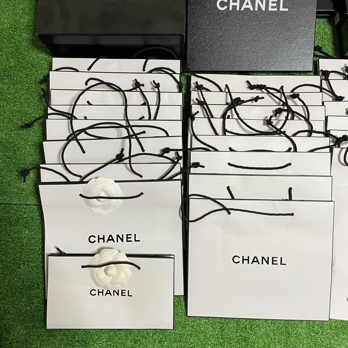 10/28 2 CHANEL シャネル 40点以上 大量 まとめ 美品 空箱 紙袋 限定品_画像5