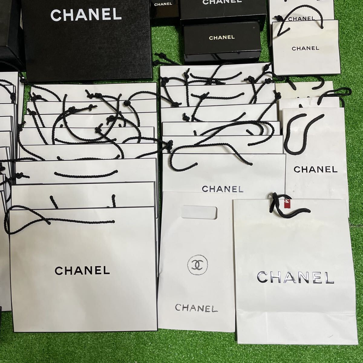 10/28 2 CHANEL シャネル 40点以上 大量 まとめ 美品 空箱 紙袋 限定品_画像6