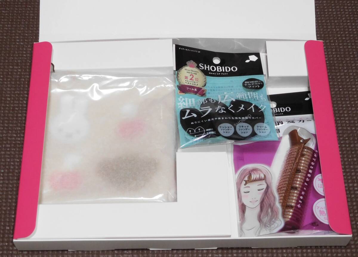 SHOBIDO 粧美堂 株主優待品 メイクアップパフ カーラー ミッフィー＆ポリス・スクエアポーチ １円～_画像1