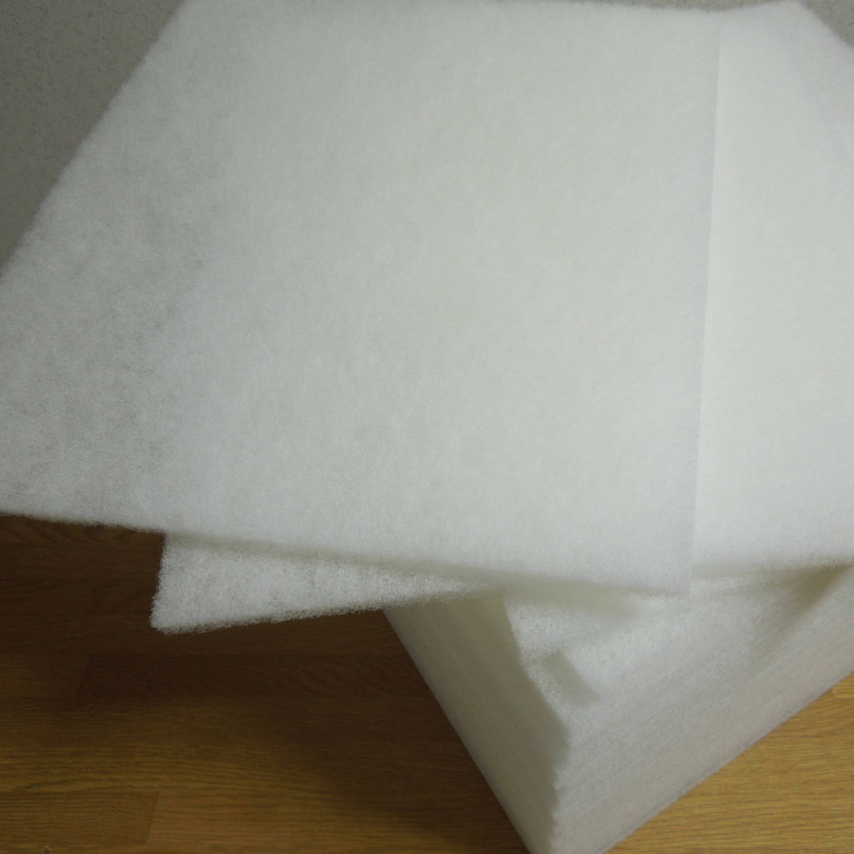 ◆送料込み◆ 新品 レンジフードフィルター 換気扇フィルター24枚セット 297mm×342mm枠用 R / 換気扇 キッチン レンジフード 難燃抗菌防臭_画像2