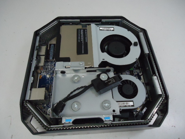 7094★HP Z2 Mini G４Workstation TPC-F115-DM-230 Xeon E-2144G SSD/無 メモリ/16GB　BIOS確認_画像3
