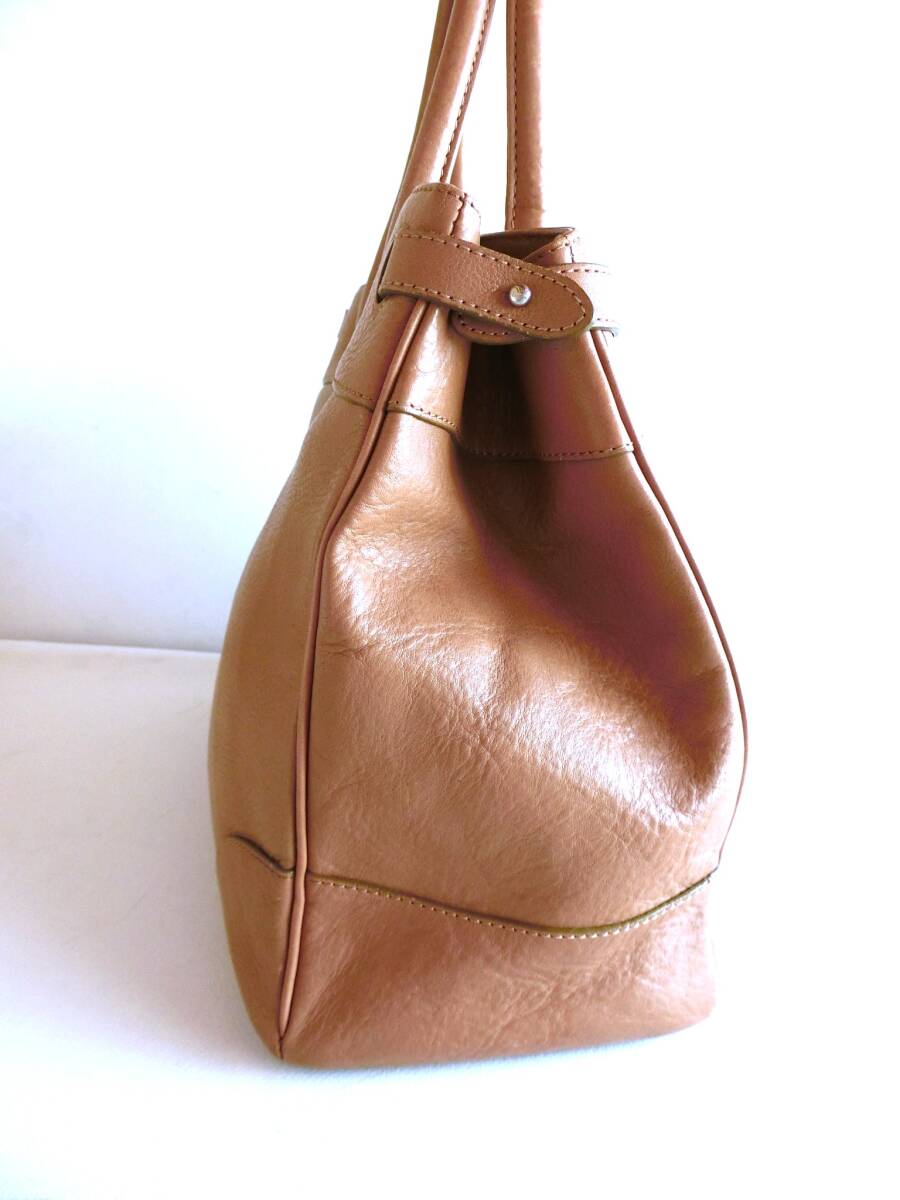 傳濱野　クラシック　トートバッグ　ベージュ　シボ革　レザー　デンハマノ　A4収納可能サイズ　定番人気モデル　本革_画像6