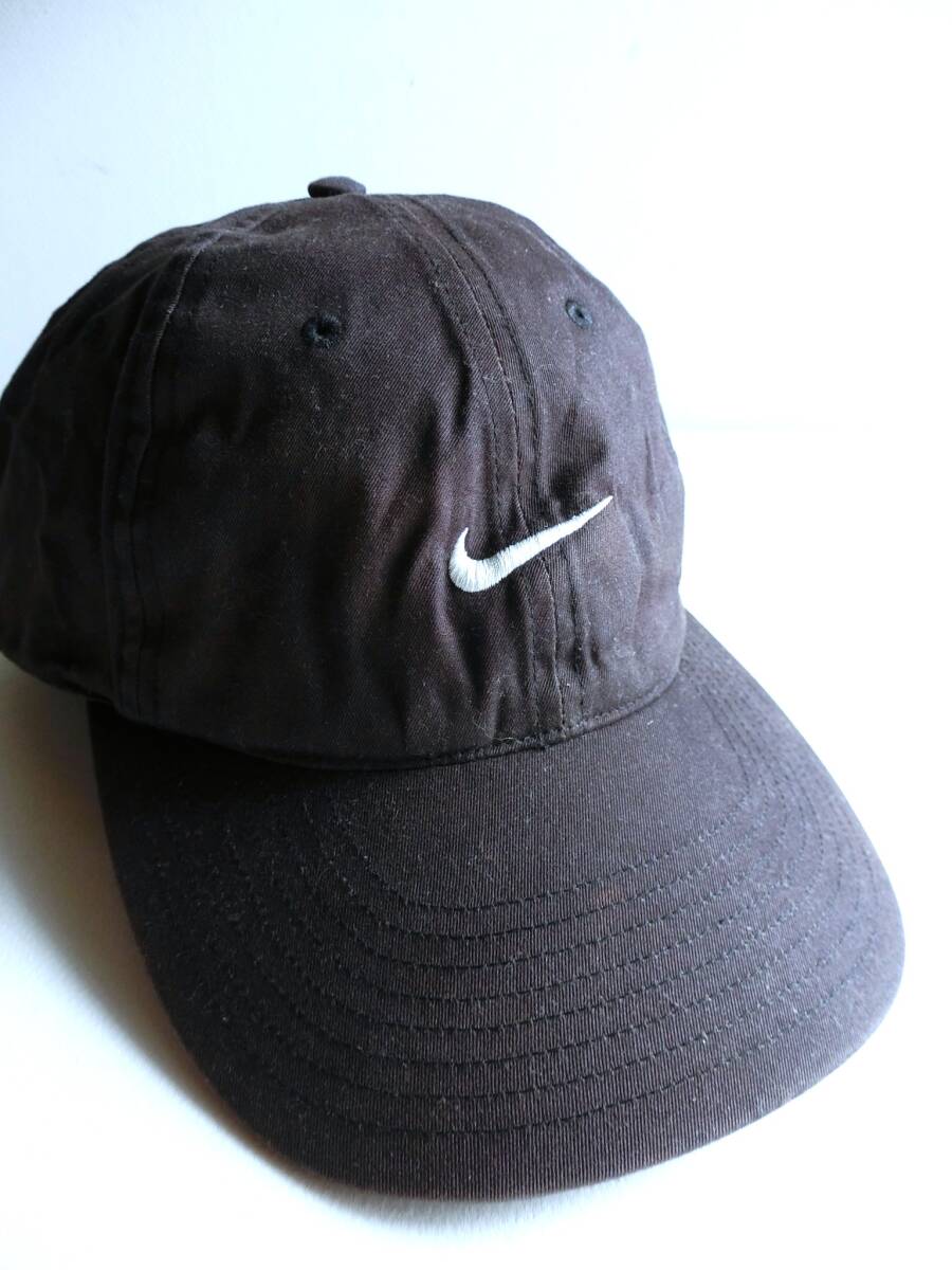 NIKE　90s 00s ナイキ ゴルフ　タイガーウッズ　キャップ　FREEサイズ　メンズ TIGER WOODS　ヴィンテージ　黒　ブラック　スウッシュ_画像4