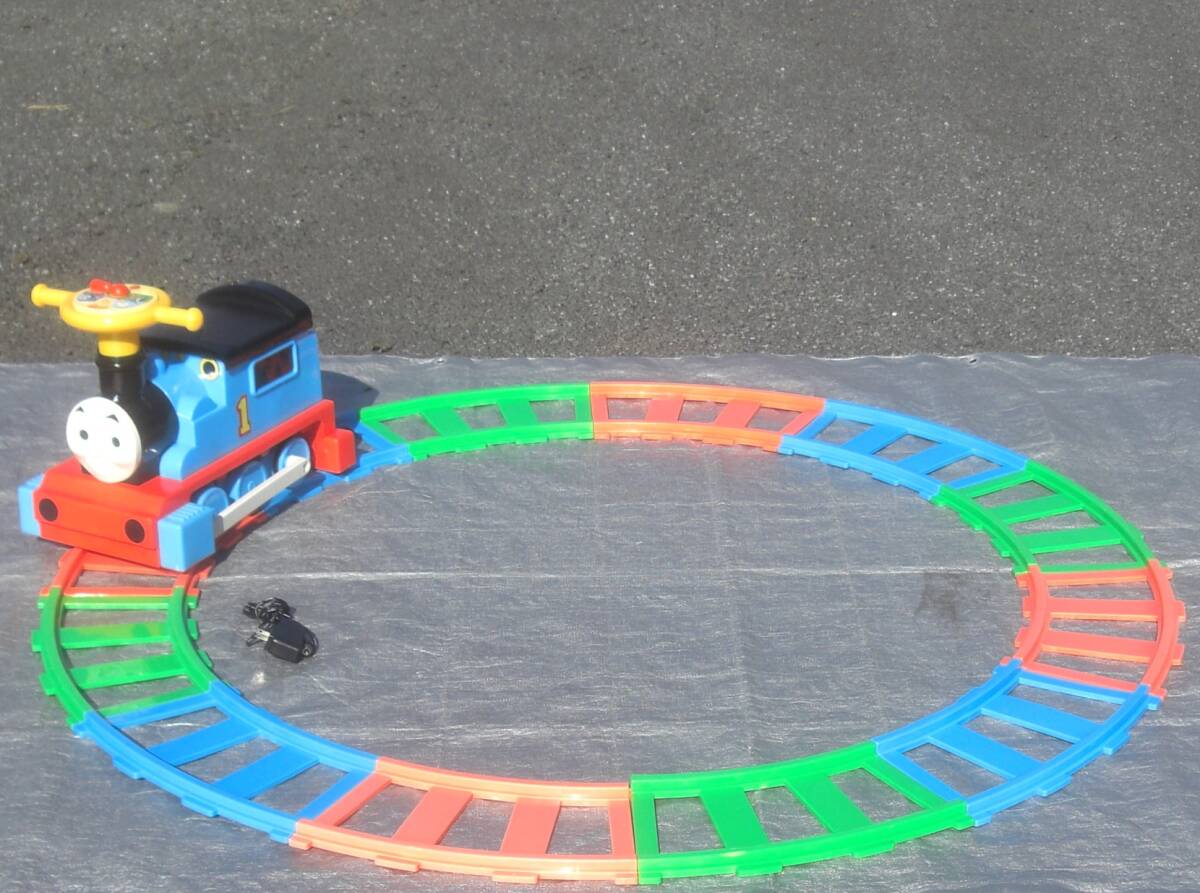 充電式 電動 乗用 きかんしゃ トーマス 乗用玩具 作動確認 実動品_画像3