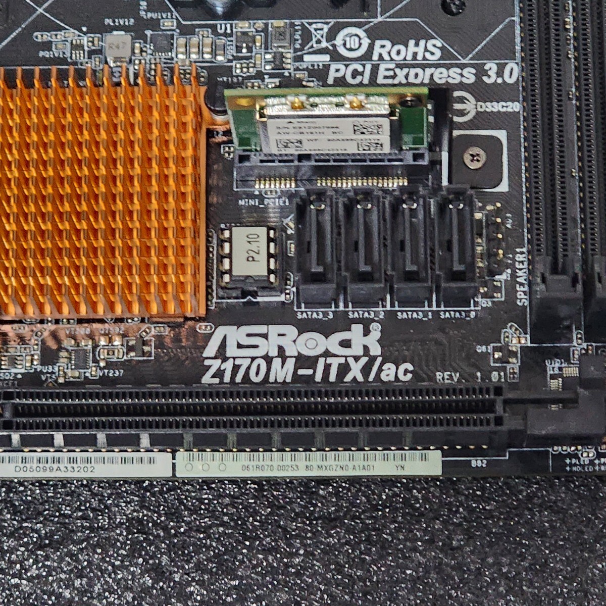 ASRock Z170M-ITX/ac IOパネル付属 LGA1151 Mini-ITXマザーボード 第6・7世代CPU対応 最新Bios 動作確認済 PCパーツ_画像2
