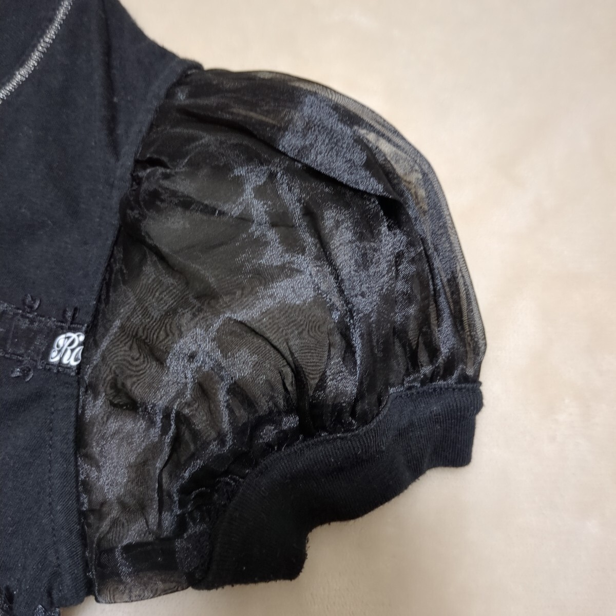 RONI＊ロニィ＊黒＊カットソー＊used品_画像3