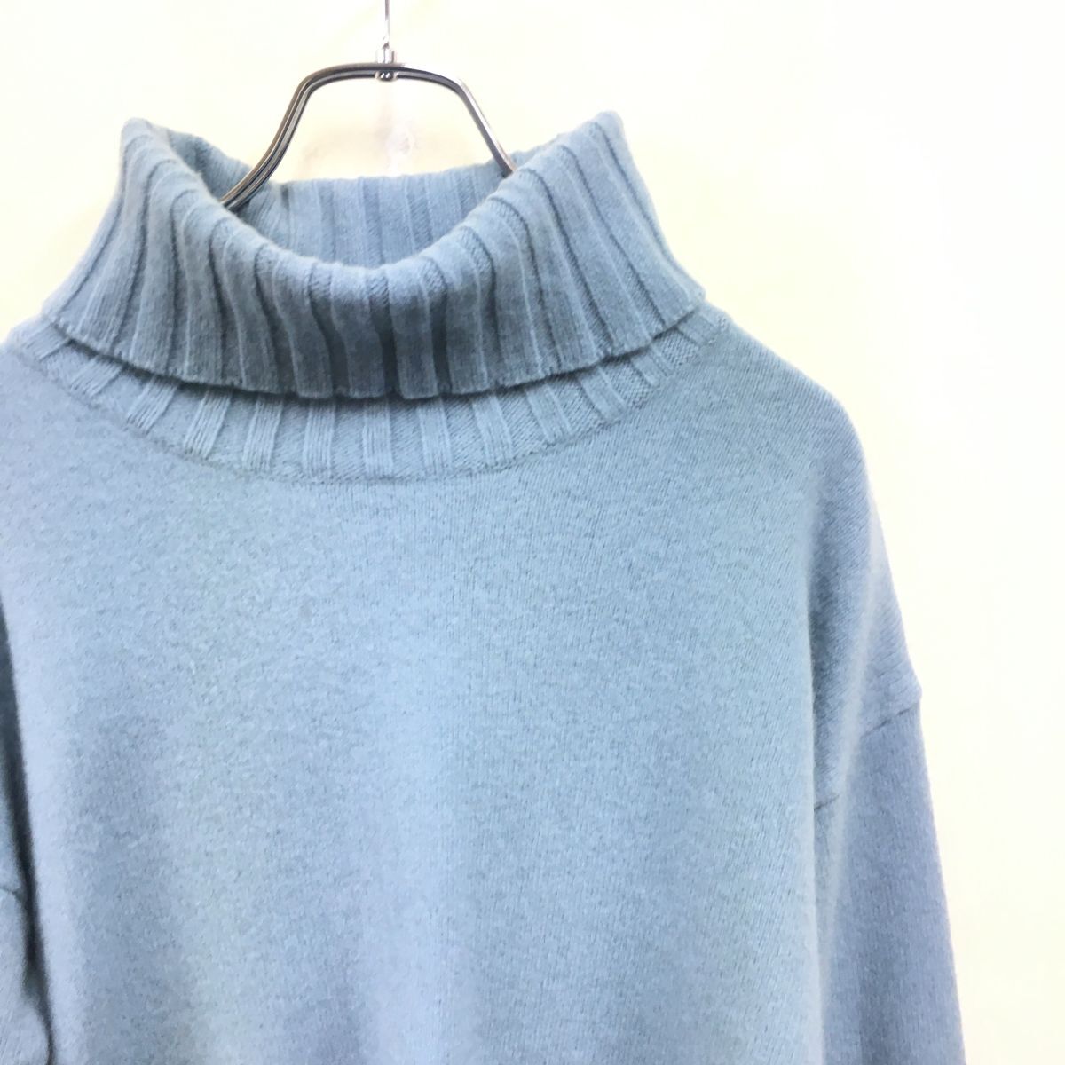 2N1163-O◆SHIPS シップス 長袖ニットトップス セーター タートルネック 無地 袖口リブ プルオーバー◆ ライトブルー 毛 カシミヤ_画像3