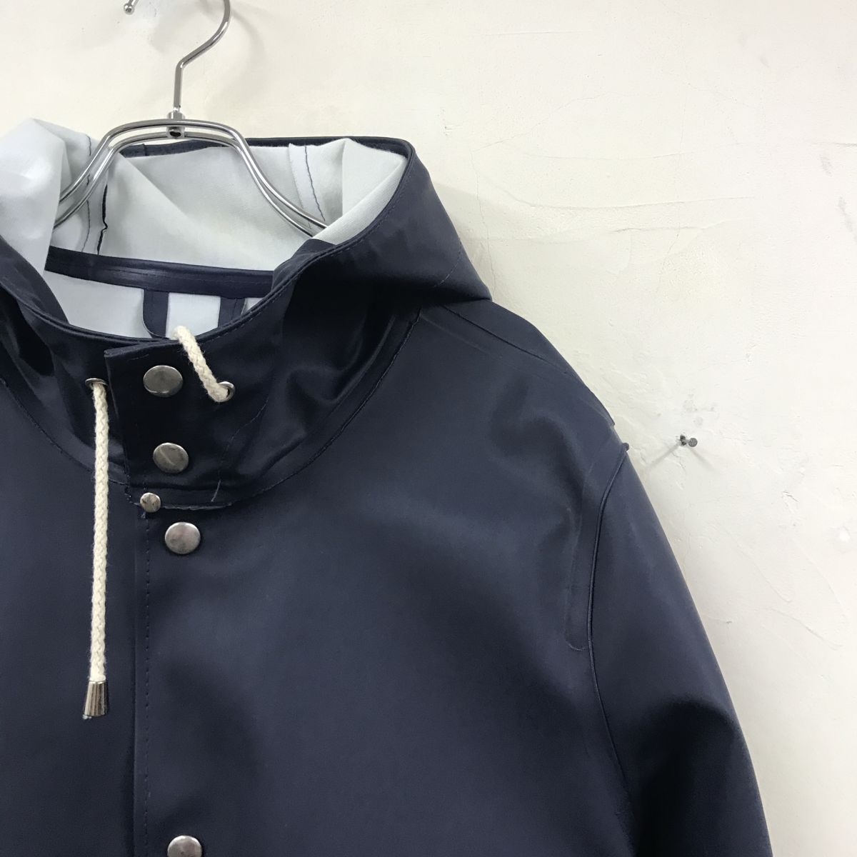 2N1708-U◆スウェーデン◆STUTTERHEIM ストゥッテルハイム MOSEBACKE レインコート ユニセックス ロング丈 雨◆紺 ネイビー_画像3