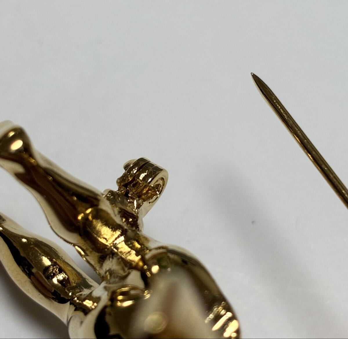 GIVENCHY ジバンシィ ヴィンテージ ブローチ 天使 エンジェル　ラインストーン　ゴールドカラー　大きめ アクセサリー_画像7