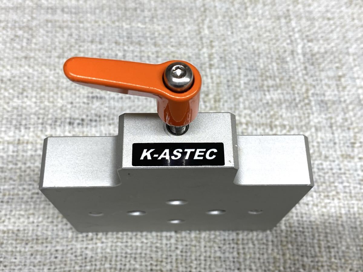 K-ASTEC DS65N есть выемка подставка 