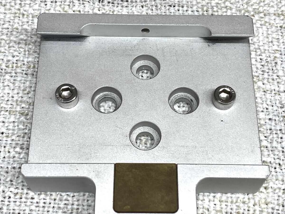 K-ASTEC DS65N есть выемка подставка 