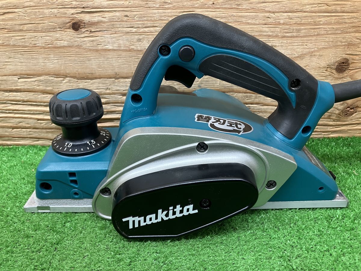【6-1126-MY-6-1】makita マキタ KP0800ASP 100V 82mm電気カンナ 替刃式【中古動作品】_画像3