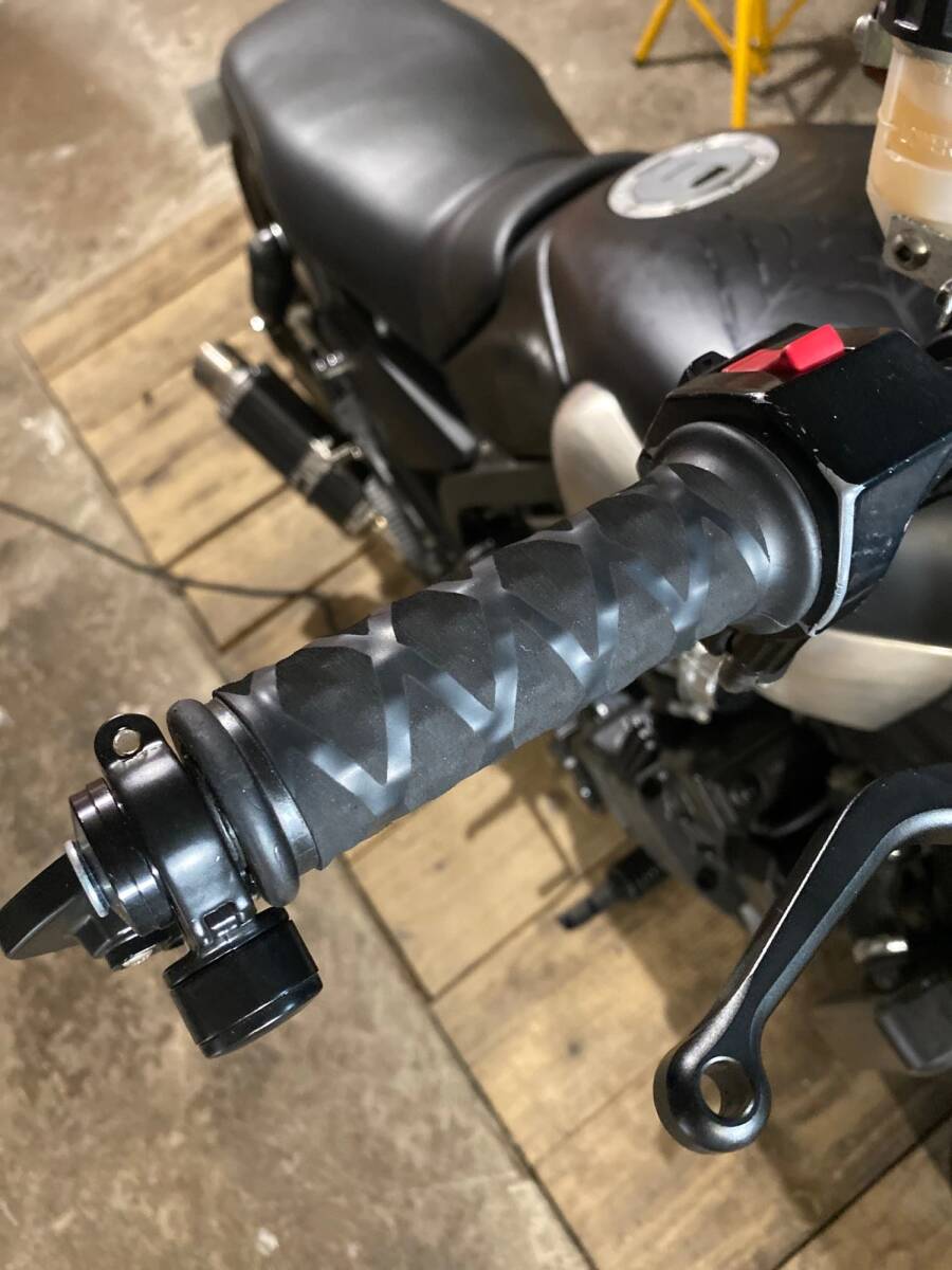 国内発送 即納 バイク 汎用 熱収縮 ハンドル グリップ ブレーキ カバー 黒 ハーレー BMW R1250GS R1200GS 滑り止め_画像8
