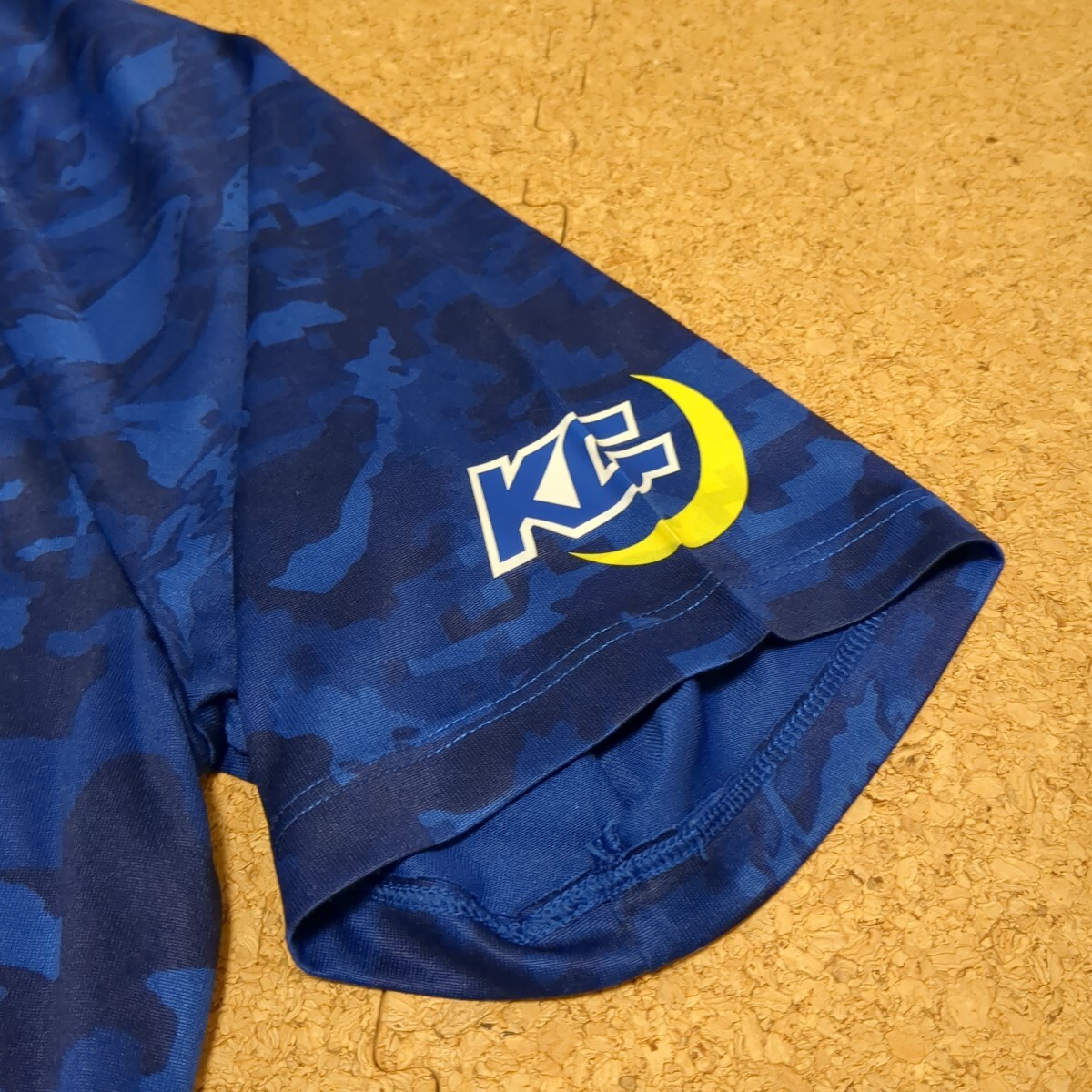 【非売品】 関西学院大学アメフト部FIGHTERS　選手支給カモフラ柄ストレッチTシャツ 　LG アンダーアーマー UA _画像5