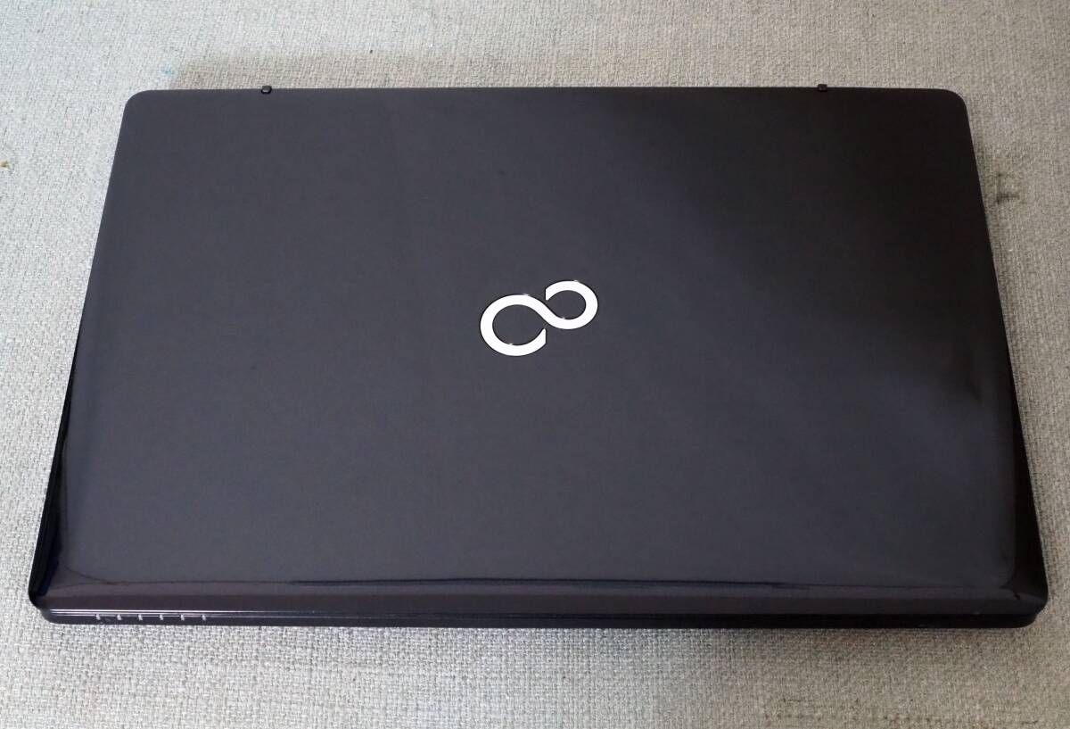 超速!高速SSD搭載/最新Windows11 25H2/オフィス2021/第6世代デュアルコア/メモリ8GB/ONKYOスピーカー/Bluetooth//FMV-AH42/Y_画像2