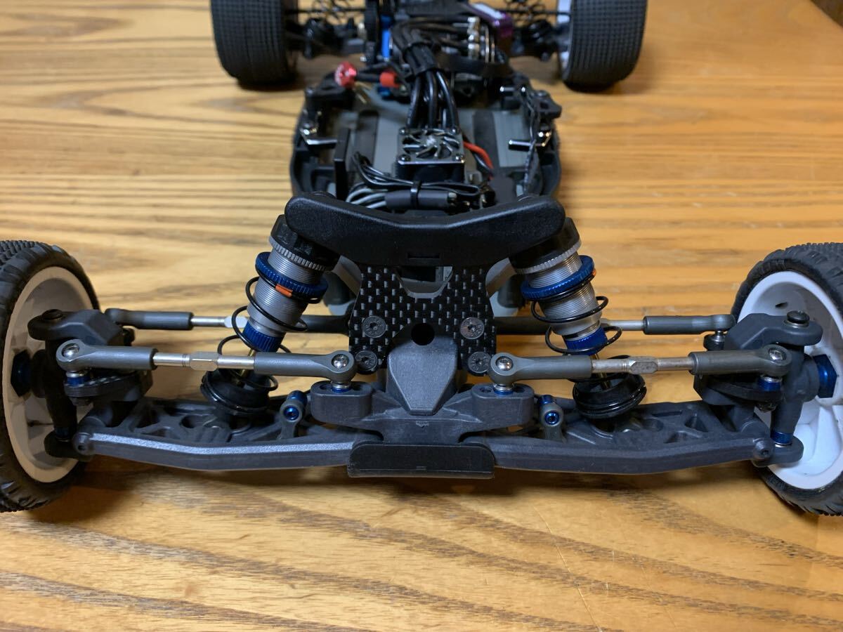 アソシエイテッド RC10B7 人工芝 カーペット路面 オプション多数_画像4