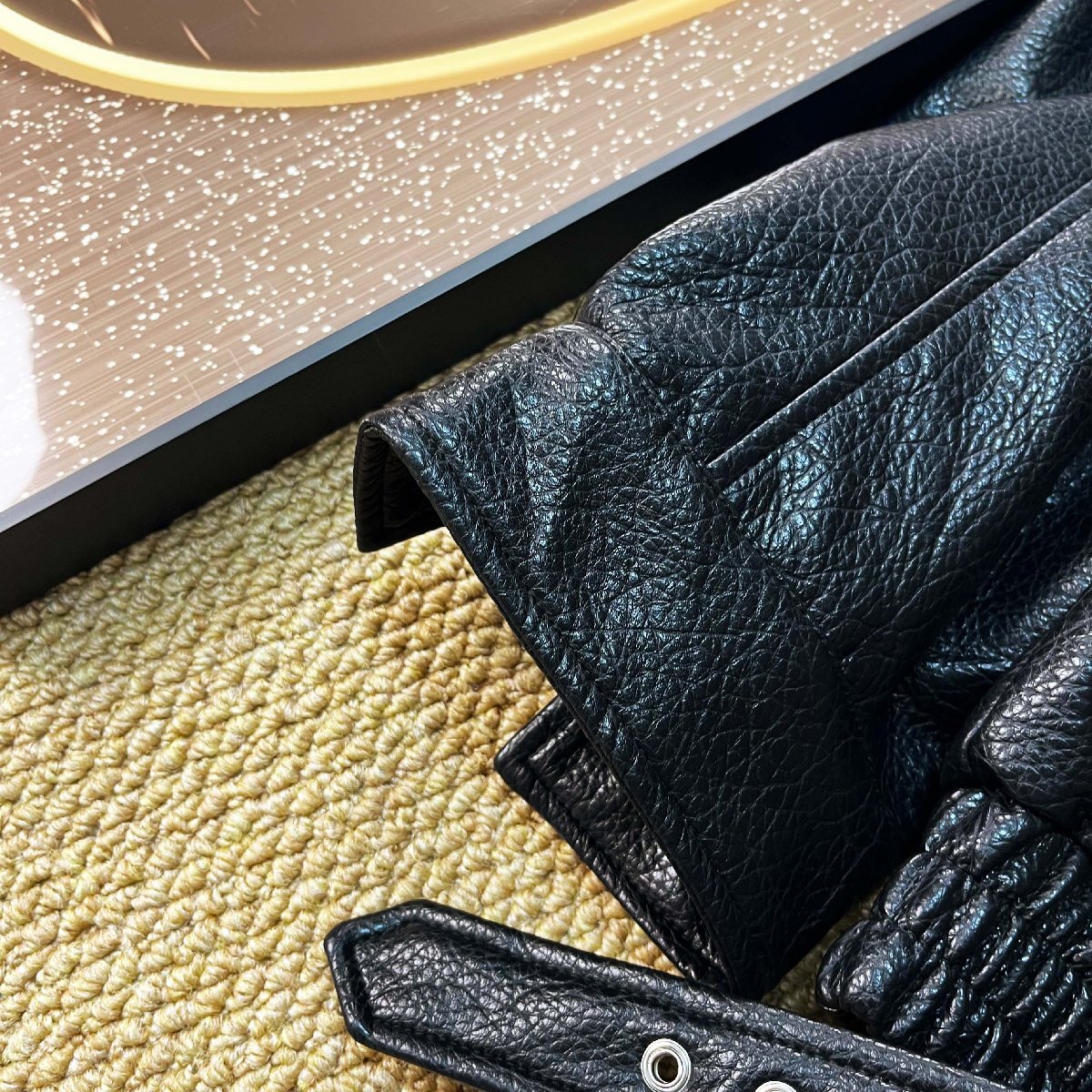 レザージャケット カナダ製造 牛革 本革 光沢 滑らか 保温 ゆったり 折り襟 カッコイイ ストリート系 ライダース 革ジャン バイク用 SIZE:M_画像6