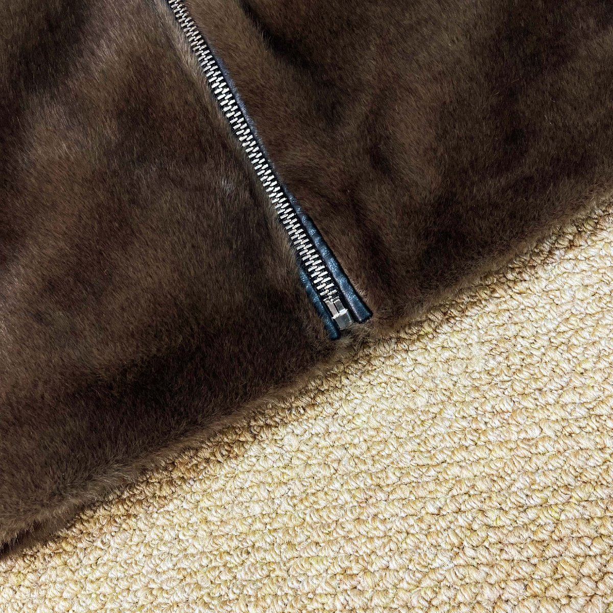 ファーベスト カナダ製造 ミンク/カシミヤ混 ふわふわ 柔らかい 人気 袖なし 毛皮ジャケット アウター ベスト カジュアル 日常 秋冬 SIZE:L_画像6