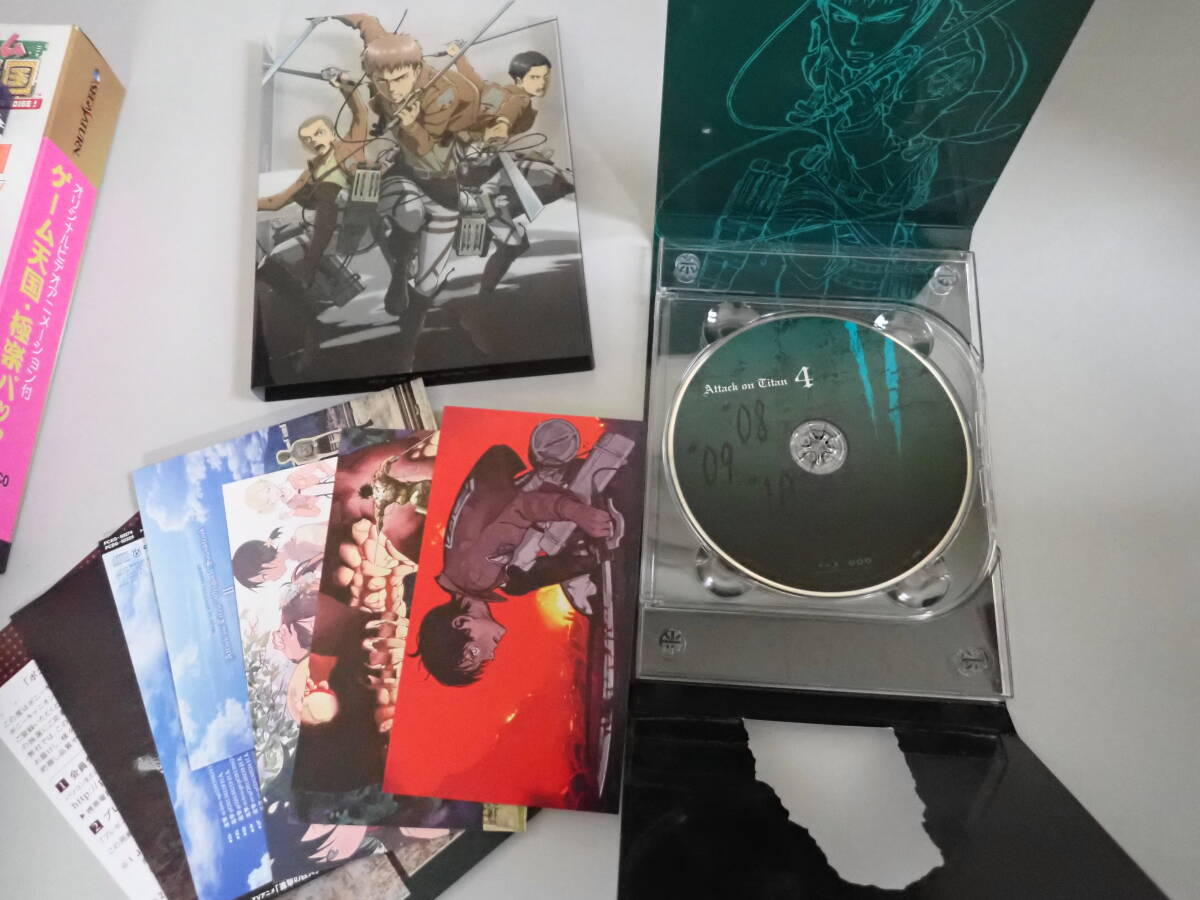 D6Eφ　 Blu-ray 進撃の巨人 初回限定版　全9巻セット　収納BOX付き　ブルーレイ_画像6