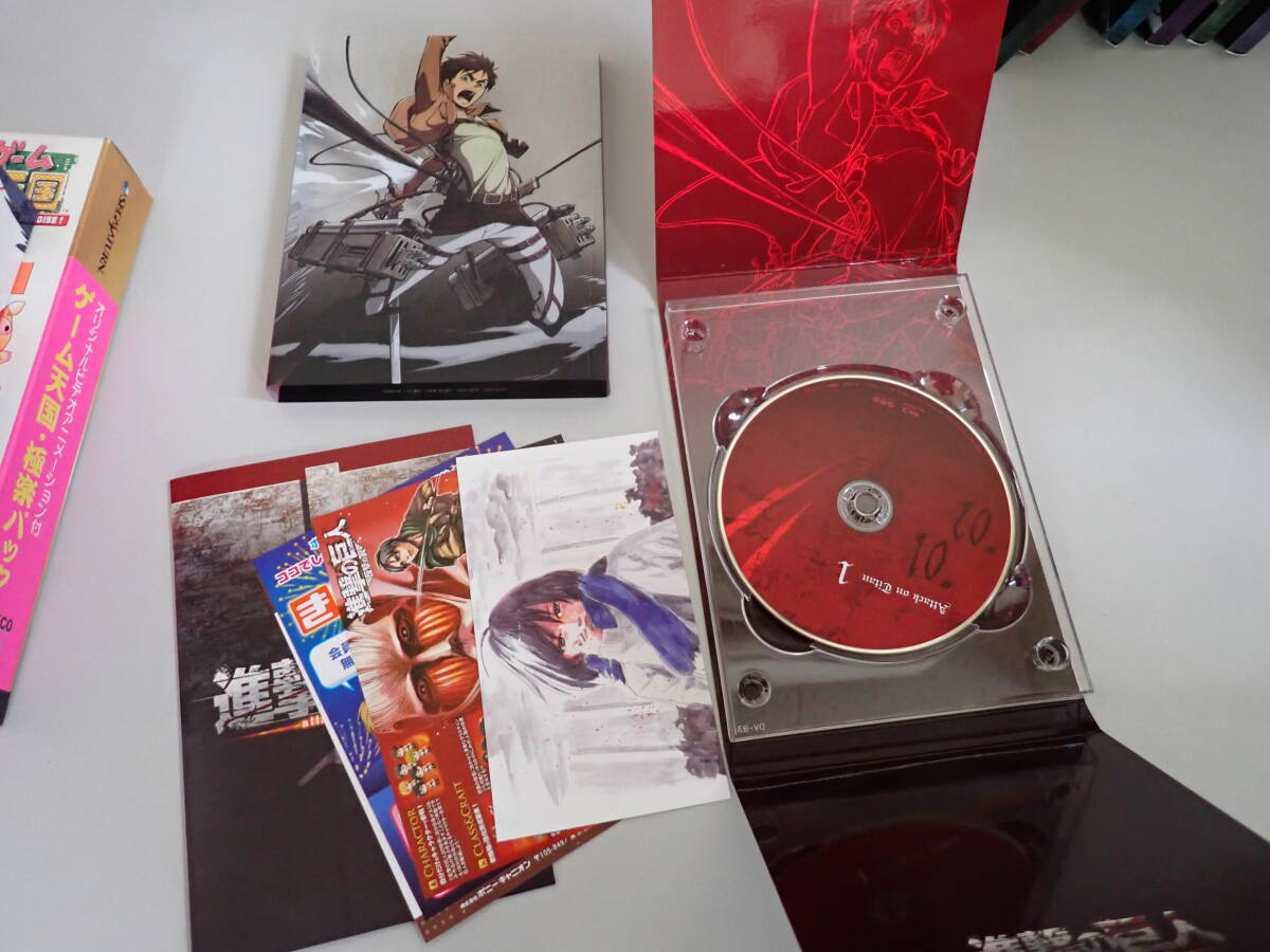 D6Eφ　 Blu-ray 進撃の巨人 初回限定版　全9巻セット　収納BOX付き　ブルーレイ_画像3