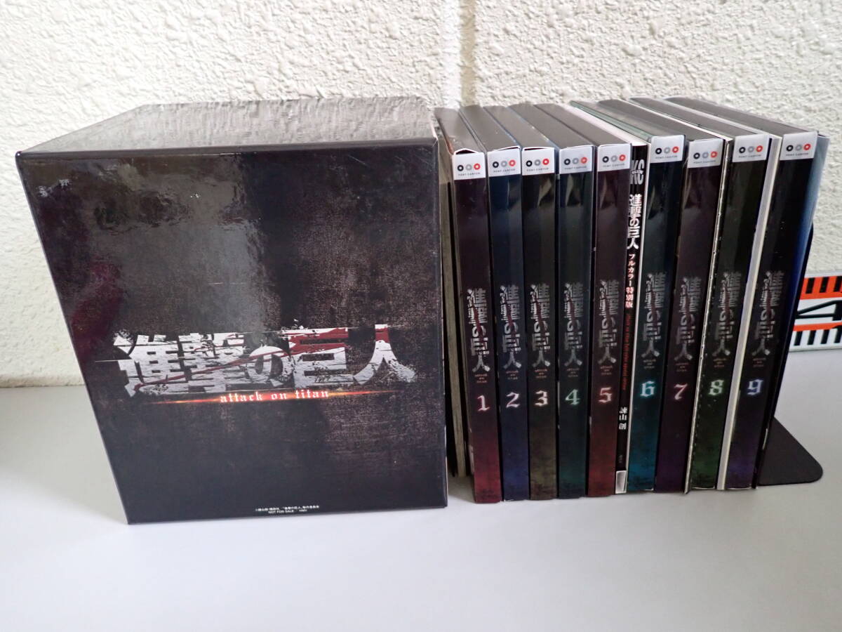 D6Eφ　 Blu-ray 進撃の巨人 初回限定版　全9巻セット　収納BOX付き　ブルーレイ_画像1
