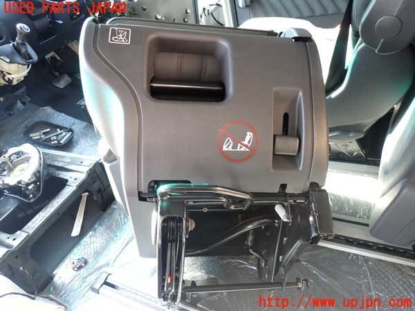 5UPJ-23487265]ベンツ V350(639350A BR639 W639)左3列目シート 中古_画像5