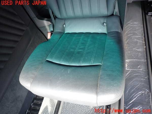 5UPJ-23487145]ベンツ V350(639350A BR639 W639)右2列目シート 中古_画像3